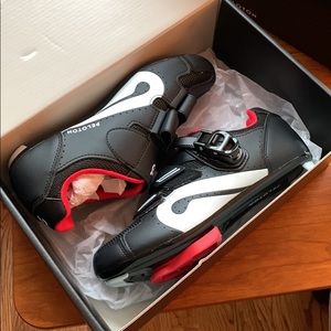 New Peloton Cycling Shoes & Clips - size 38 (women’s US 7)